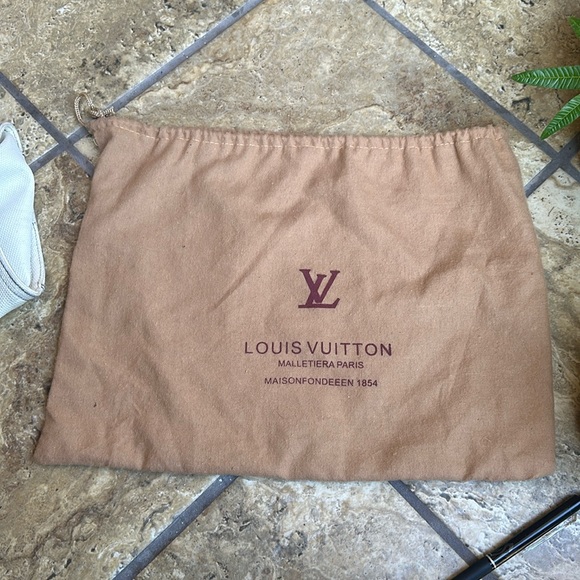 Vintage Louis Vuitton Flannel drawstring duster - Picture 3 of 5